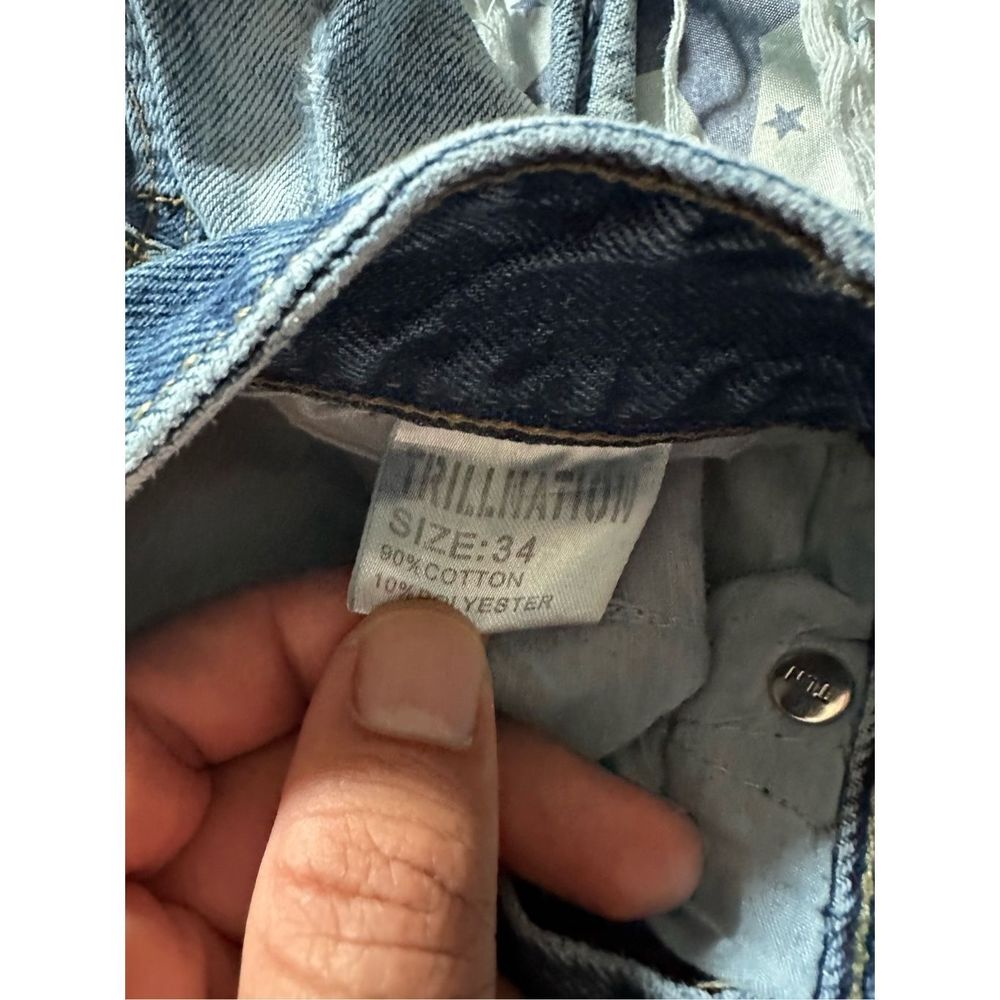 Trillnation Distressed Jean Shorts - Picture 3 of 3